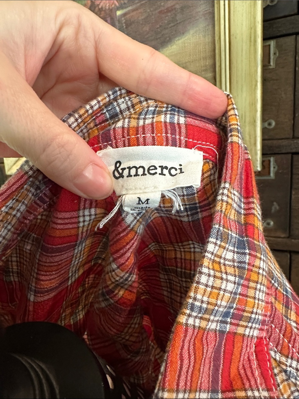 Red Plaid Button-Up Cropped Shirt - Picture 2 of 7